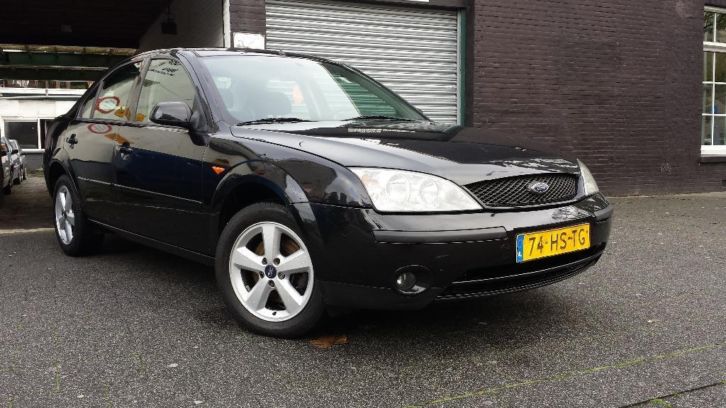 Ford Mondeo 1.8 16V 92KW Sedan 2001 Zwart