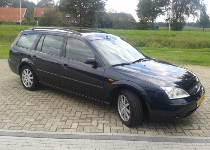 Ford Mondeo 1.8 16V 92KW Wagon 2002 Zwart Cool Edition