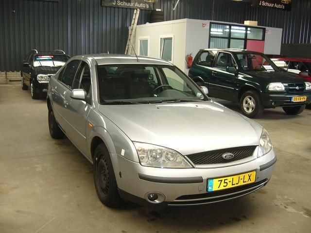 Ford Mondeo 2.0 TDCI DIESEL 5 DEURS  AIRCO (bj 2003)