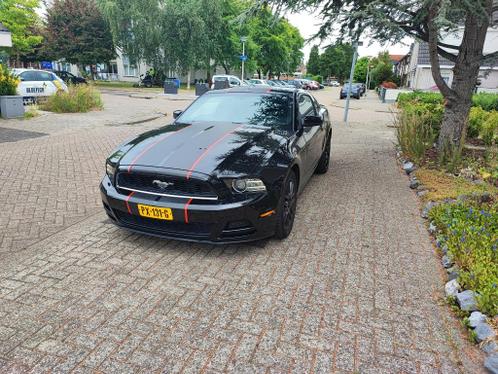 Ford Mustang 2013 Zwart 3.7 V6 305PK CRYPTO WELKOM