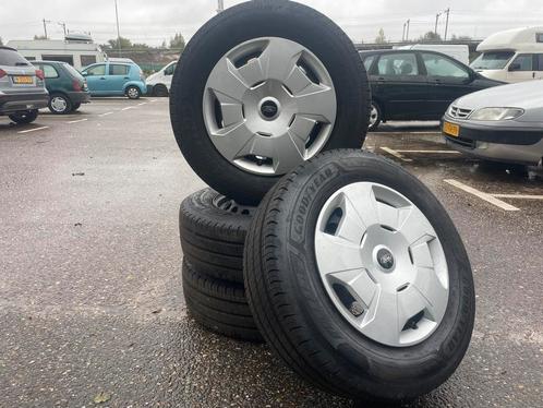 Ford Transit banden Nieuw 21565 16C Goodyear met TPMS