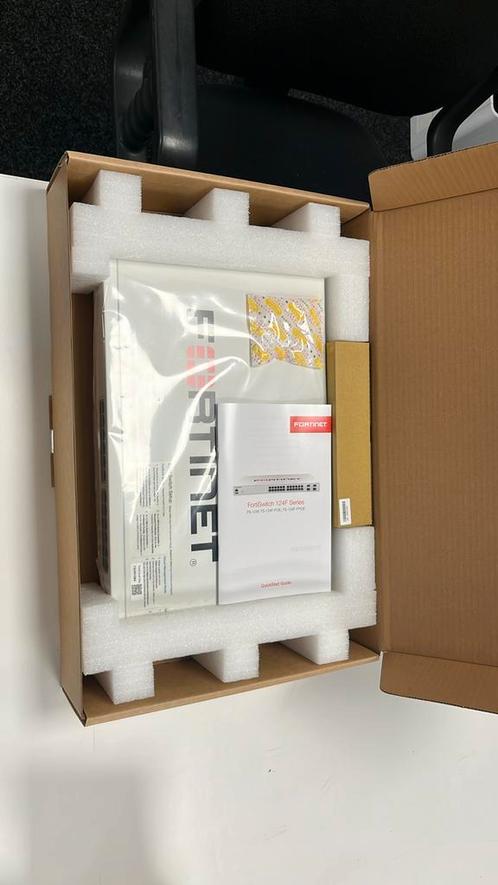 Fortinet FortiSwitch 124F-POE
