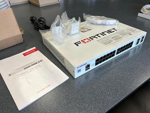 Fortinet FortiSwitch 124F POE ( 1,5 jaar oud)