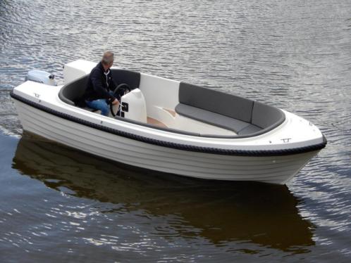 Fraaie Reitdieper 530XL Sloep  Direct varen