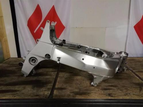 Frame GSX-R750 GSXR750 GSX-R GSXR 750 K1 K2 2001 2002