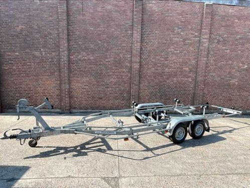   Freewheel 2014GT Boottrailer V-Frame 2000kg 780cm