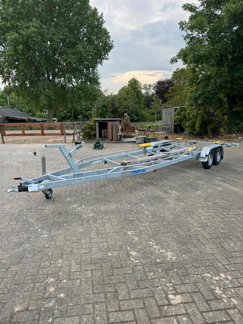 Freewheel 2700 Boottrailer