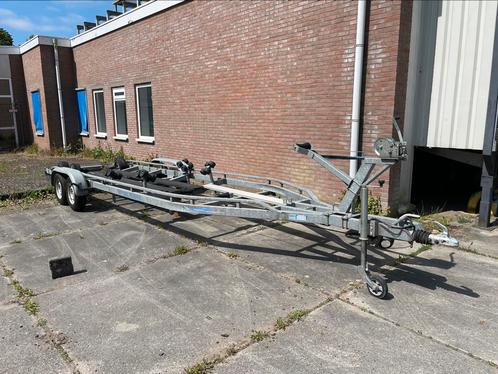 Freewheel boottrailer 3500kg