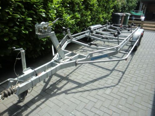 Freewheel tandemasser met kenteken 2100 kg tot 7.5m