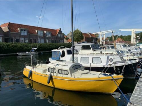 Friendship 23 met zeilenpakket