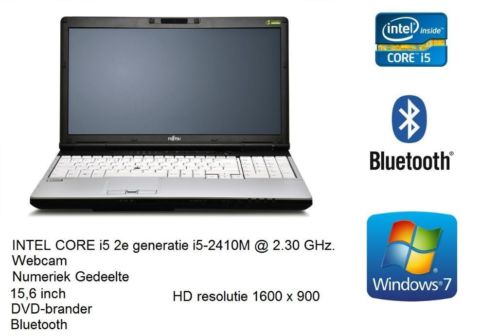 Fujitsu E751 15,6 inch i5, 4GB, 320 GB HD, Office, Webcam 