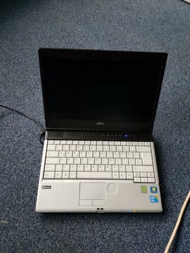Fujitsu Lifebook i3 laptop (2.4ghz, 4GB RAM)