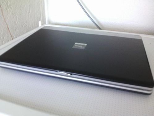 Fujitsu Siemens Amilo Pro met Windows 7 Ultimate