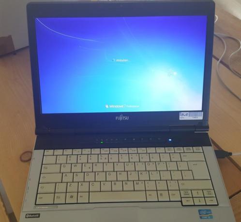 FujitsuSiemens Lifebook 5751