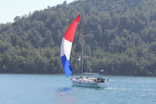 furling gennaker 86m2 in kleur van de Nederlandse vlag