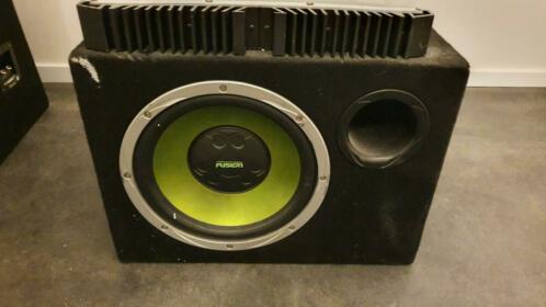 FusionMagnat subwoofer en Bosman versterker.