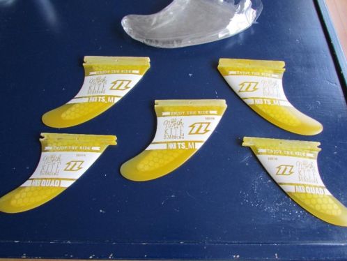 Future fins, 5 stuks (quad amp thruster set up), ongebruikt