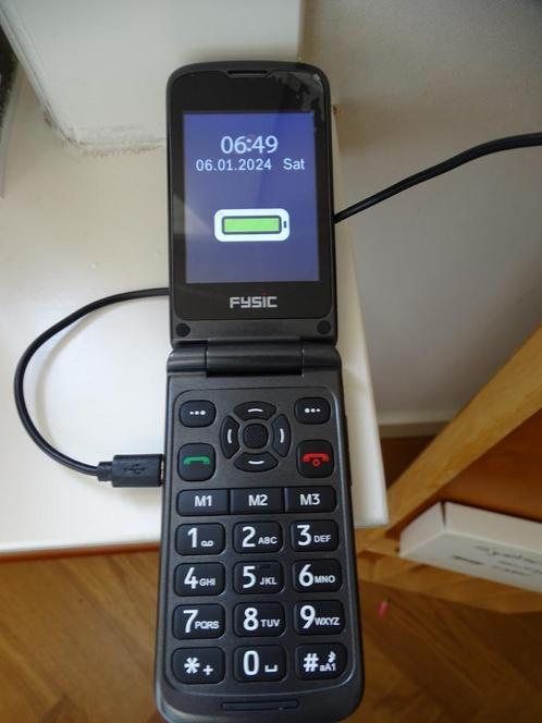 Fysic f15 4G telefoon met sos knop