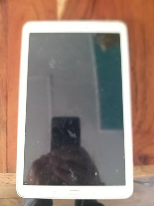 Galaxy Tab E 9.6