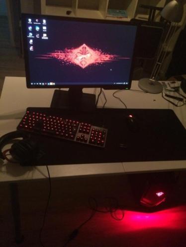 Game PC (complete setup t.w.v. 1.900)