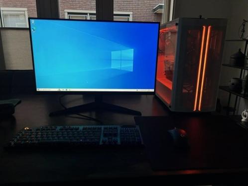 Game PC, LG monitor, Logitech muis, toetsenbord en headset