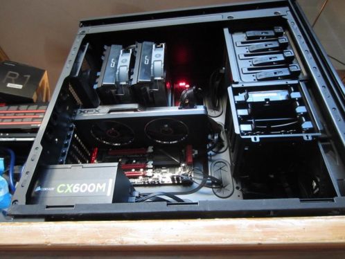 GAME-PC Obsidian 8-Core FX835016GB256GB SSDR9 280X2000GB