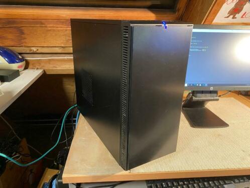 Gamer instapper i3-61008GB DDR4120GB Samsung 840 Pro SSD