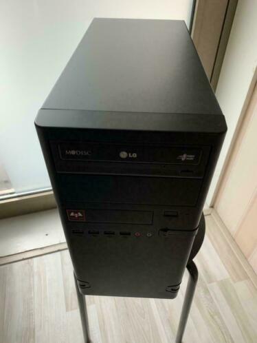 Gaming desktop Intel Core i7  4.00 GHz  8GB  512GB SSD