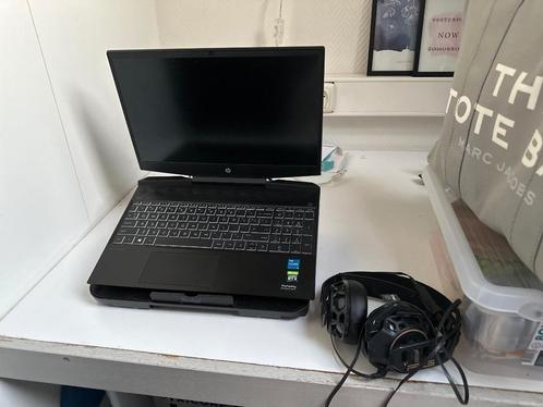 Gaming laptop HP- Pavilion 15 (dk2888nd) headset  koeler