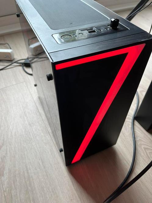 Gaming PC compleet met monitor, muis en keyboard