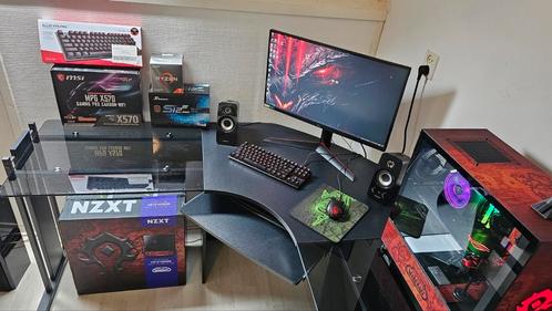 Gaming pc  table