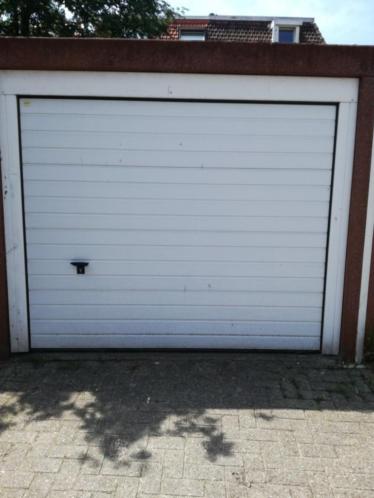 Garage  autobox te huur centrum Beverwijk (6 bij 3 m)