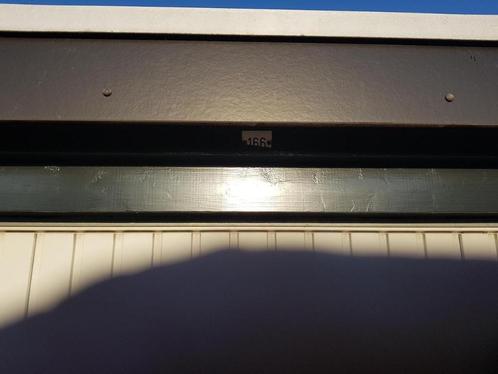 Garage box te koop laan vd Marel  wijk Emmerhout Emmen