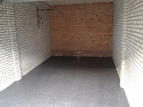  Garage  garagebox  stalling Dordrecht 2 stuks