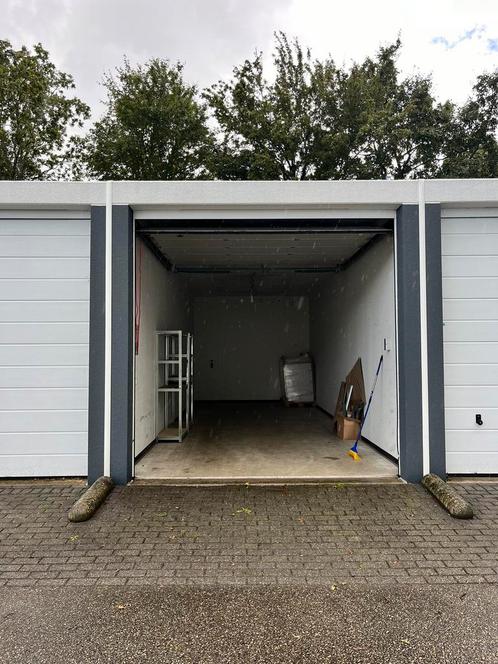 Garage  loods huur  300,- per maand