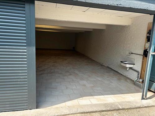 Garage opslag pakhuis 43m2 Bomenwijk Den Haag