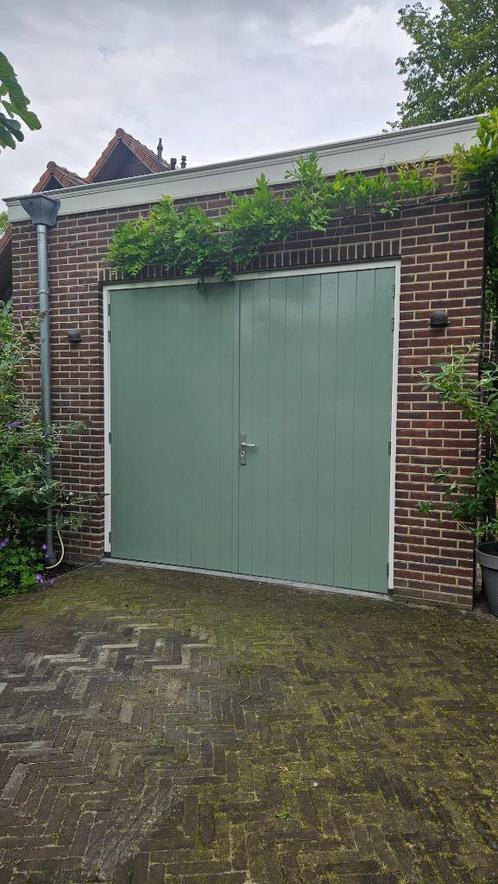 Garage opslag te huur, geisoleerd, electra, keukenblokje