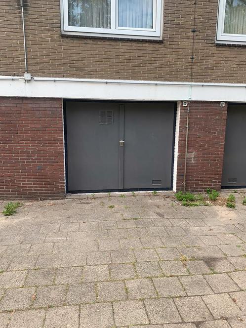 Garage te huur vanaf 1 maart 2023.