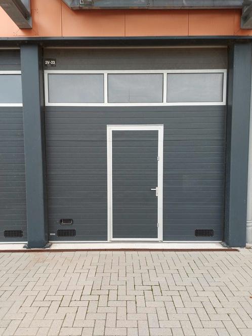 Garagebox 3,5m(b) X 8m(d) en 3,8m(h) Kerkeplaat te Dordrecht