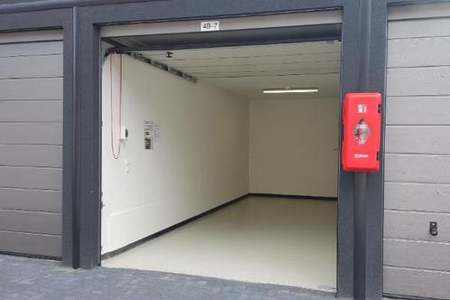 Garagebox  bedrijfspand  opslag unit in Venlo te huur