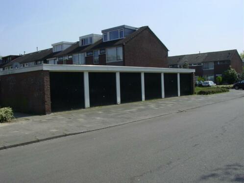 garagebox garage Hamdijk Breda per direct beschikbaar