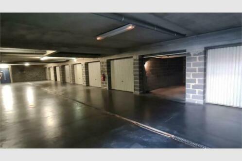 Garagebox in ondergronds parking, elektronische toeganspoort