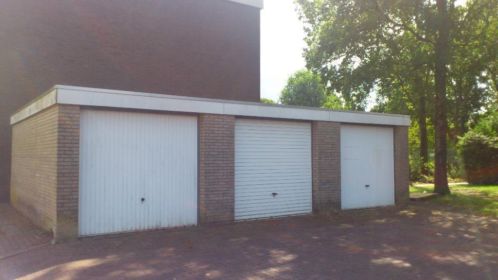 Garagebox in rij van drie incl. Elektra 