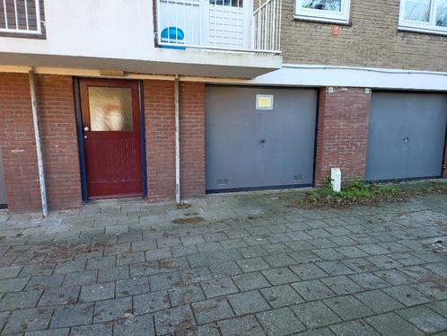 Garagebox met electra te huur in Heemskerk