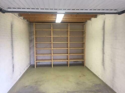 Garagebox (met stroom) te huur, Almere-Stad, Parkwijk