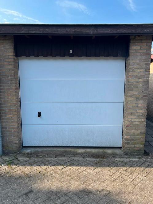 Garagebox te huur in Geldrop.