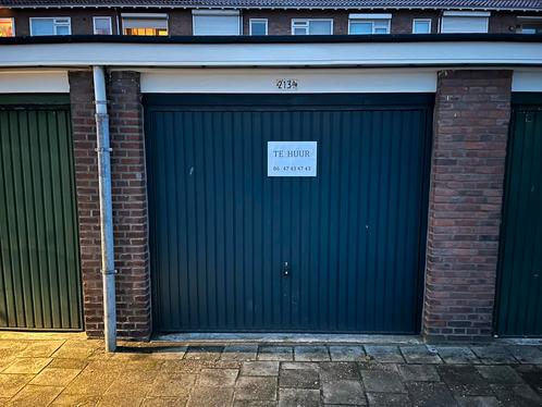 Garagebox te huur op afgesloten terrein in Rijswijk