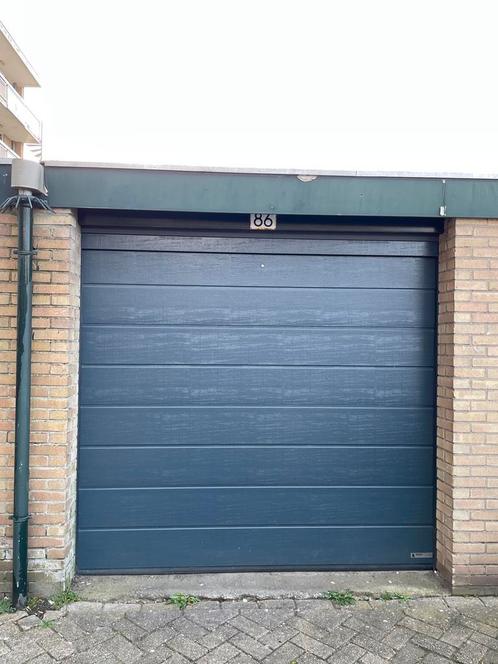 Garagebox te koop, Huizen NH afstand bedienb Hormann deur