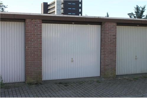 Garagebox (verhuurd  1.188,- p.j.) te koop Emmen