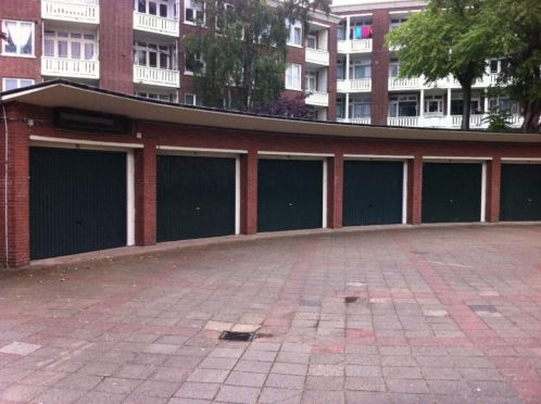 Garagebox voor stallingopslag te huur of te koop 24-30m2